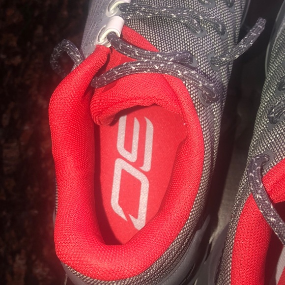 S CURRY SNEAKERS - Picture 5 of 8